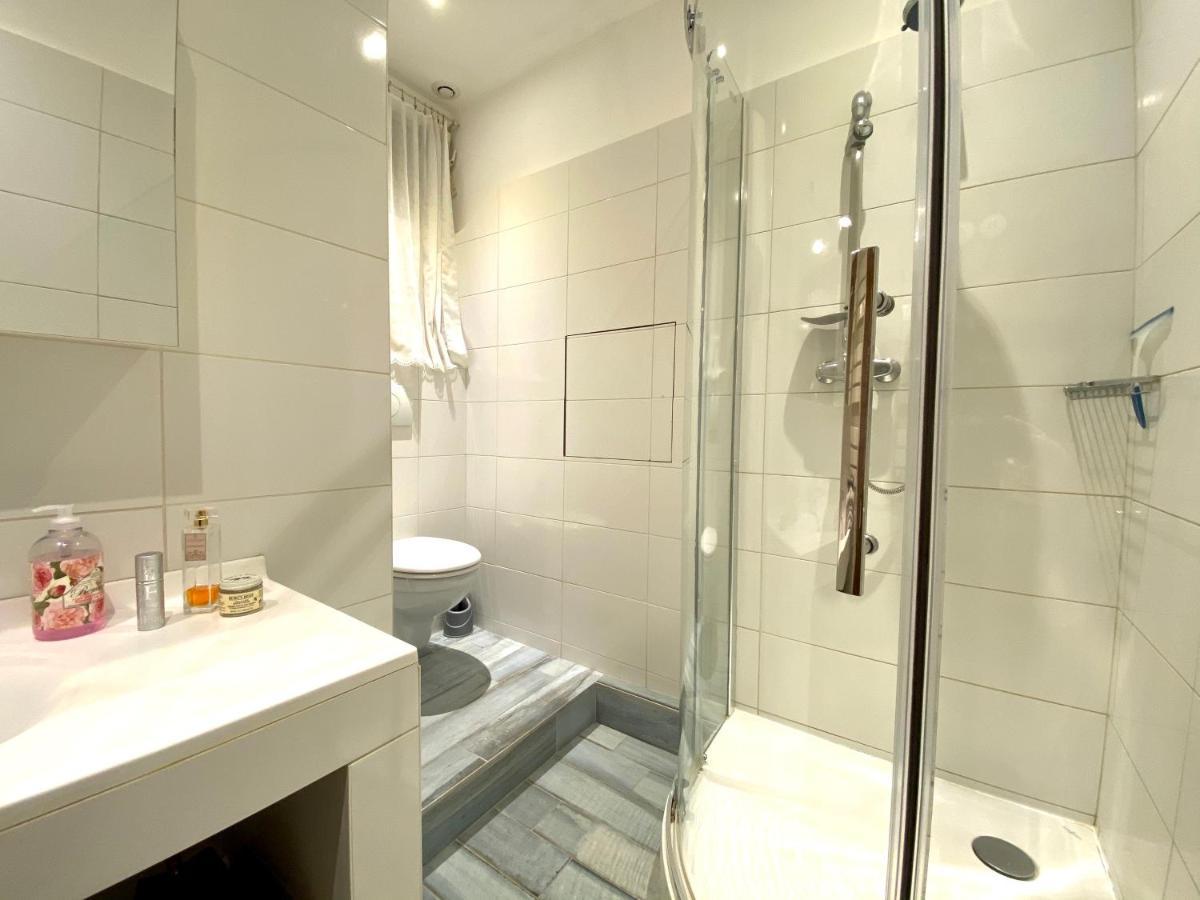 Traumhafte Ferienwohnung Nuages In Der Villa-Fontaine-Vieille, Vence, Naehe Nizza Eksteriør bilde