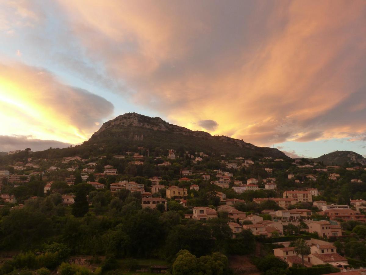 Traumhafte Ferienwohnung Nuages In Der Villa-Fontaine-Vieille, Vence, Naehe Nizza Eksteriør bilde